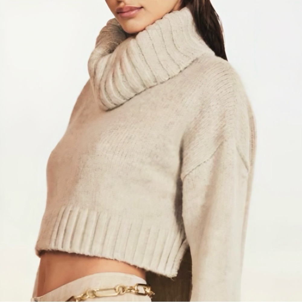 NWOT CULT GAIA Cori Sweater in Melange - Picture 2 of 9